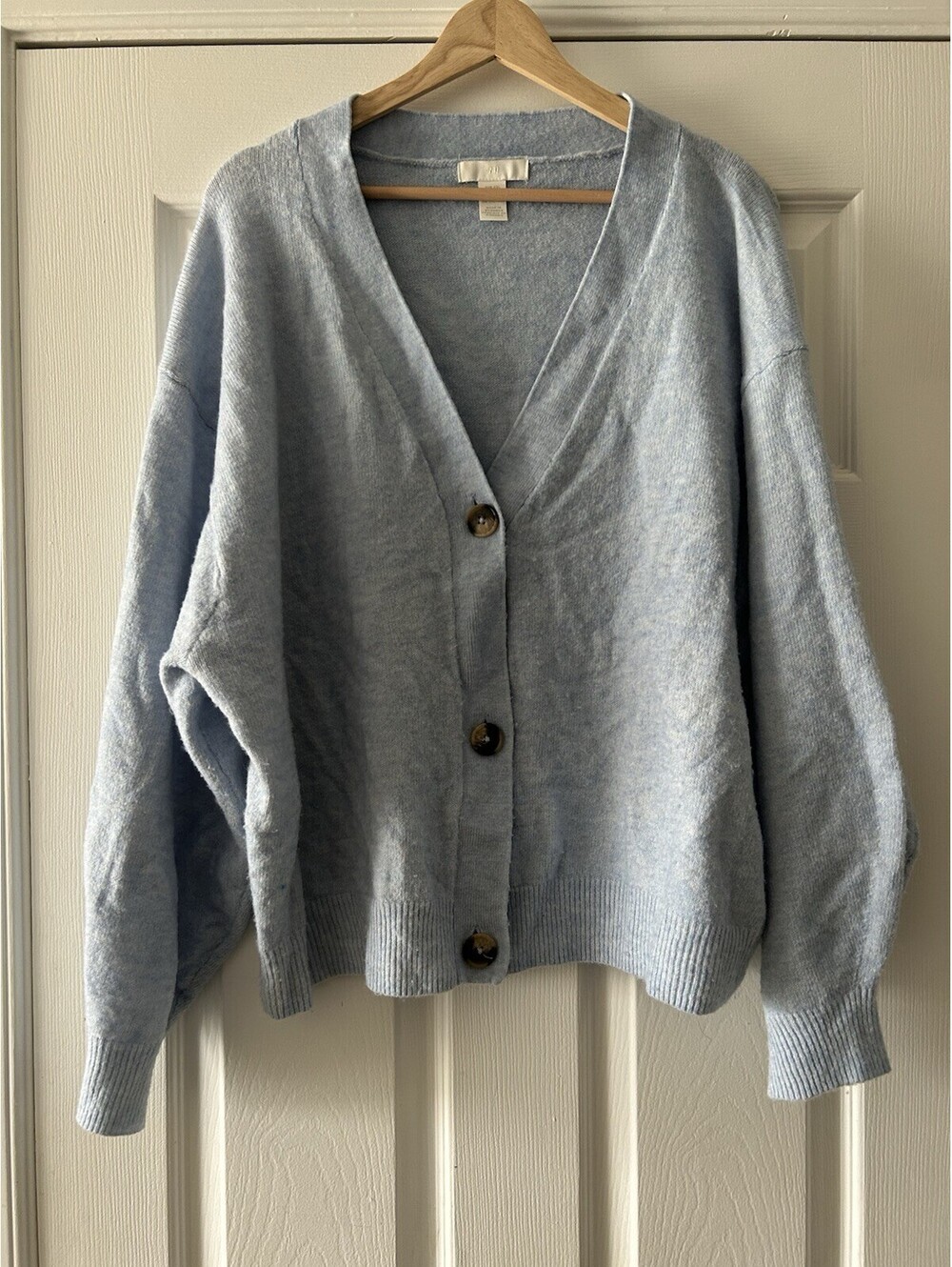 H&M Women’s Cardigan Sweater Size XXL Light Blue Preppy Oversized V-neck